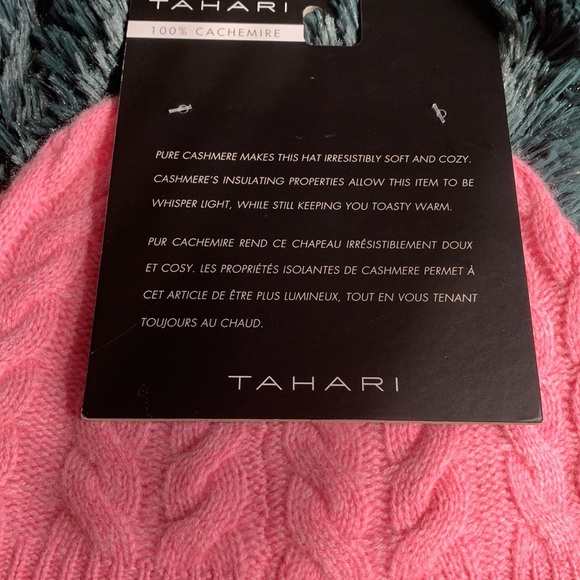 🌸Tahari cashmere hat🌸 - Picture 4 of 4